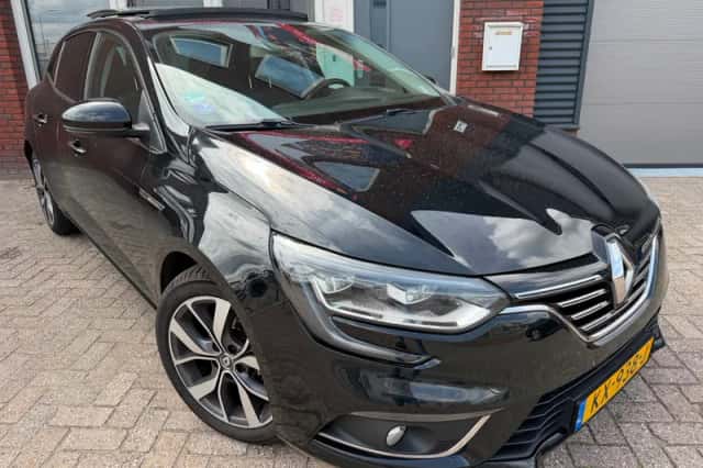 Renault Mégane (2016) thumbnail 1