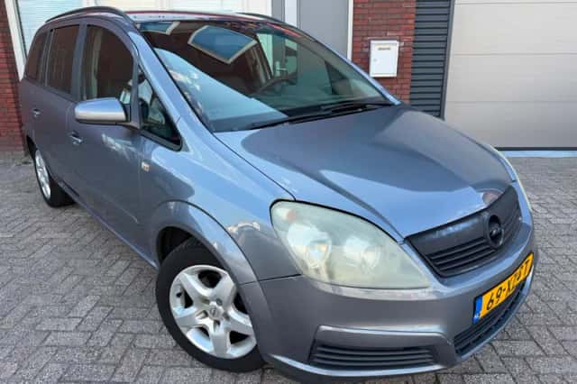 Opel Zafira (2007) thumbnail 1