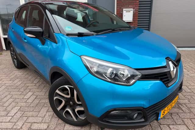Renault Captur (2014) thumbnail 1