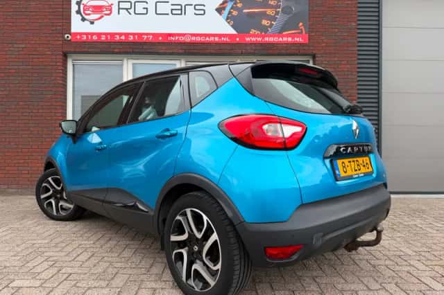 Renault Captur (2014) thumbnail 2