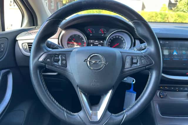 Opel Astra Sports Tourer (2016) thumbnail 6