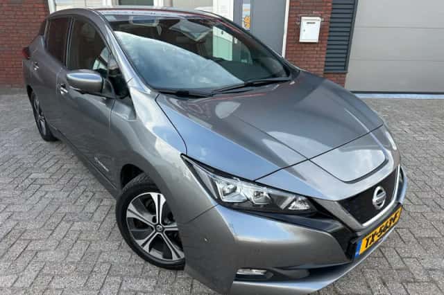 Nissan Leaf (2018) thumbnail 1