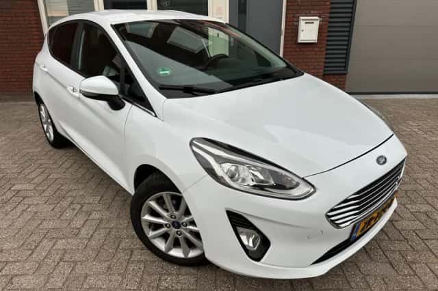 Ford Fiesta (2018) thumbnail 1
