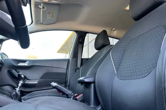 Ford Fiesta (2018) thumbnail 4