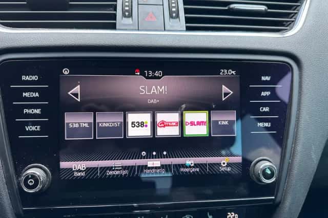 Škoda Octavia (2018) thumbnail 6