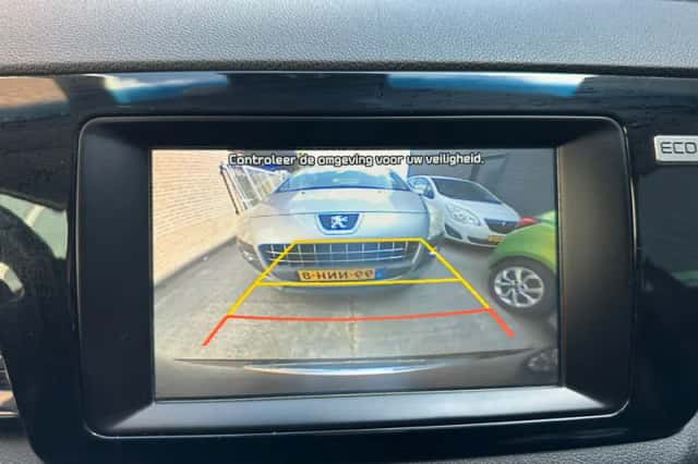 Kia Niro (2018) thumbnail 5