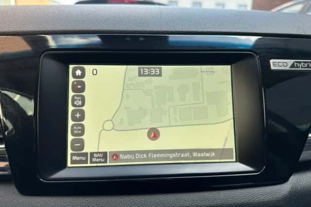 Kia Niro (2018) thumbnail 6