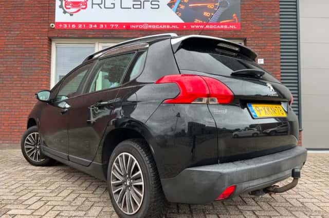 Peugeot 2008 (2014) thumbnail 2
