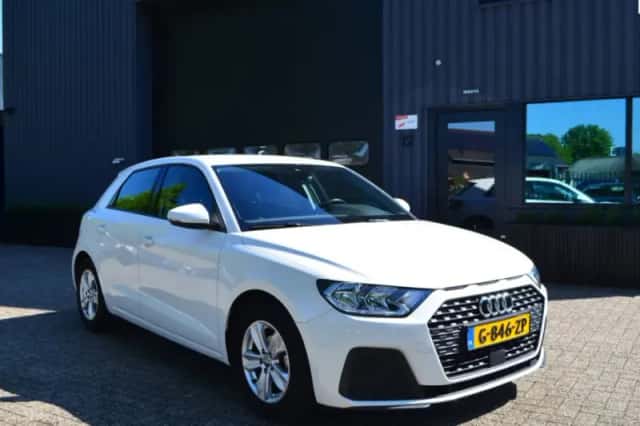 Audi A1 (2020) thumbnail 1