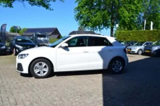 Audi A1 (2020) thumbnail 4