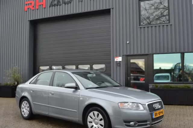 Audi A4 (2007) thumbnail 1