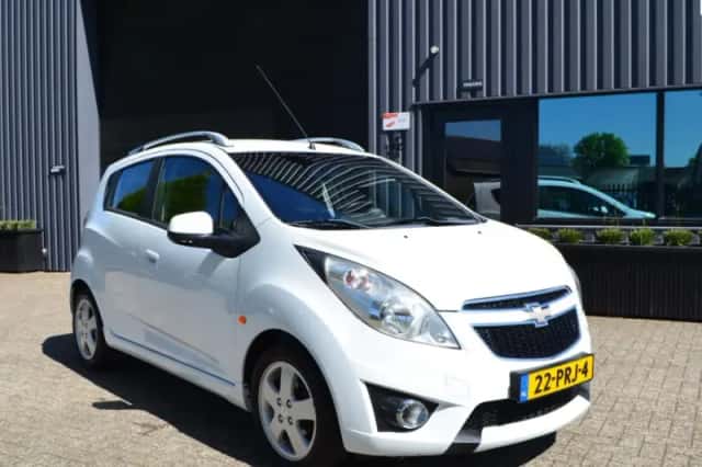 Chevrolet Spark (2011) thumbnail 1