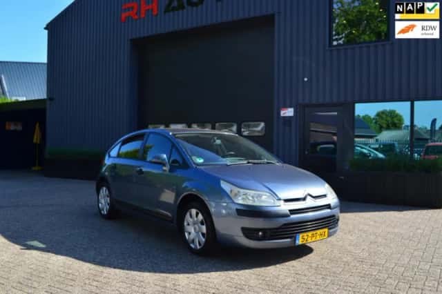 Citroën C4 (2004) thumbnail 2