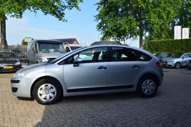 Citroën C4 (2006) thumbnail 3