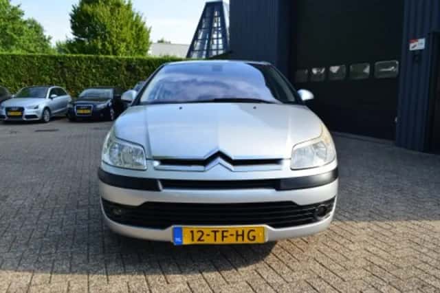 Citroën C4 (2006) thumbnail 3