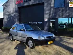 Daihatsu Charade thumbnail 2