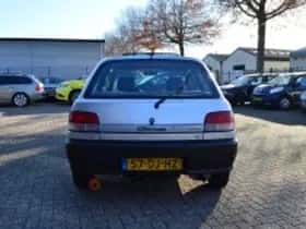 Daihatsu Charade (1999) thumbnail 5
