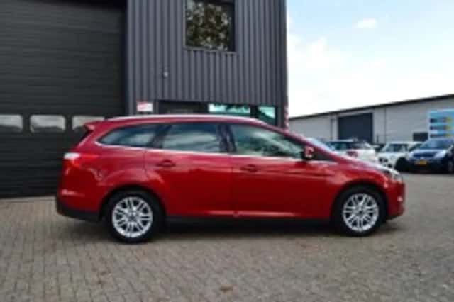 Ford Focus (2013) thumbnail 6