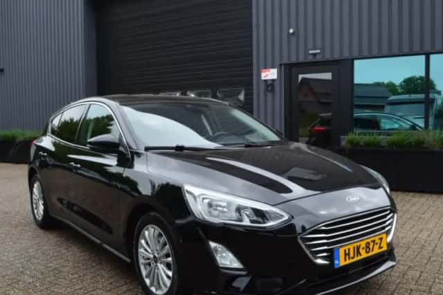 Ford Focus (2019) thumbnail 1
