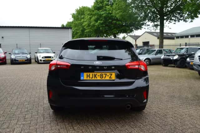 Ford Focus (2019) thumbnail 5