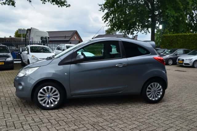 Ford Ka (2011) thumbnail 4