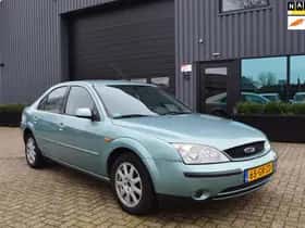 Ford Mondeo (2001) thumbnail 2