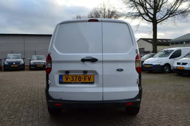 Ford Transit (2017) thumbnail 5