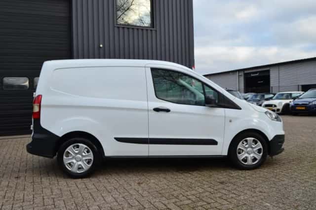 Ford Transit (2017) thumbnail 6