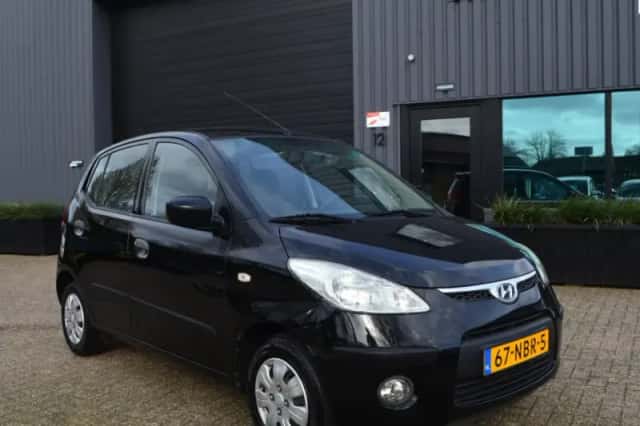 Hyundai i10 (2010) thumbnail 1