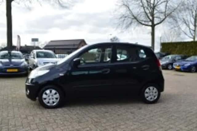 Hyundai i10 (2010) thumbnail 4