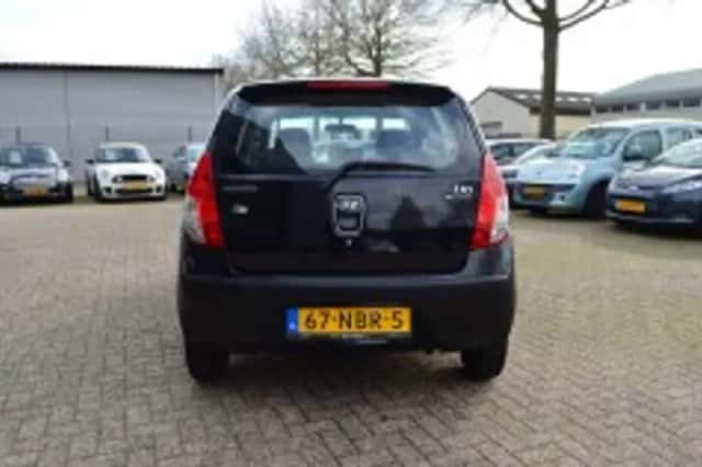 Hyundai i10 (2010) thumbnail 5