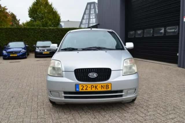 Kia Picanto (2004) thumbnail 3