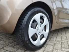 Kia Picanto thumbnail 7