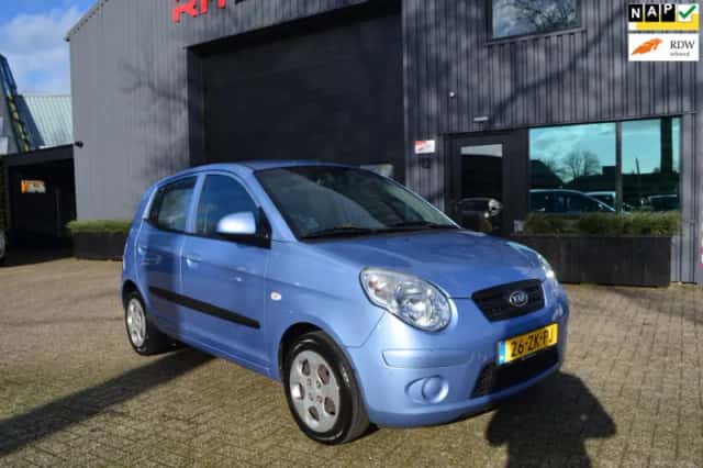 Kia Picanto (2008) thumbnail 2