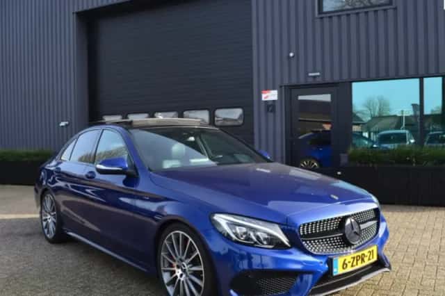 Mercedes-Benz C-Klasse (2015) thumbnail 1