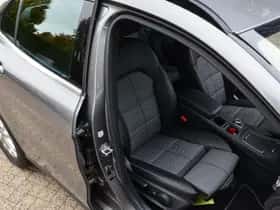 Mercedes-Benz GLA thumbnail 17
