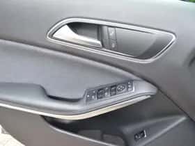 Mercedes-Benz GLA thumbnail 25