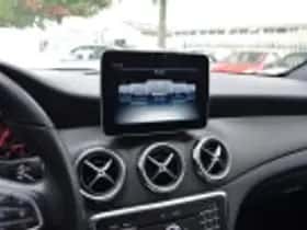Mercedes-Benz GLA thumbnail 43