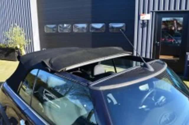 MINI Cabrio (2006) thumbnail 6