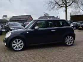 MINI Mini (2007) thumbnail 4