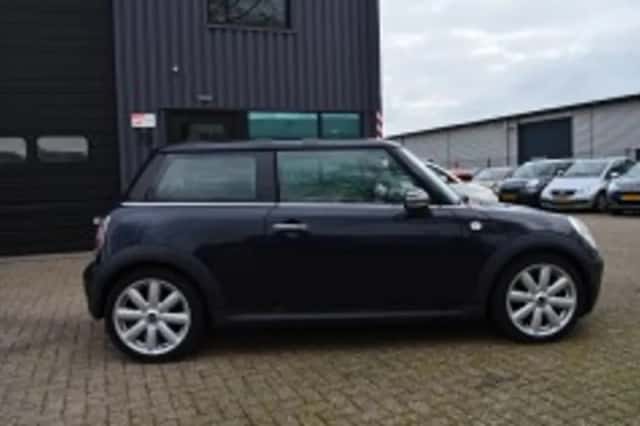 MINI Mini (2007) thumbnail 6
