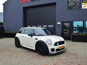 MINI Mini (2011) thumbnail 2