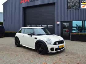 MINI Mini (2011) thumbnail 8
