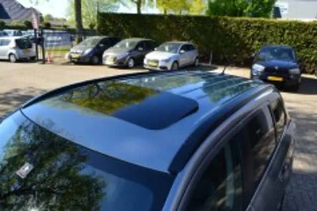 Mitsubishi Outlander (2014) thumbnail 5
