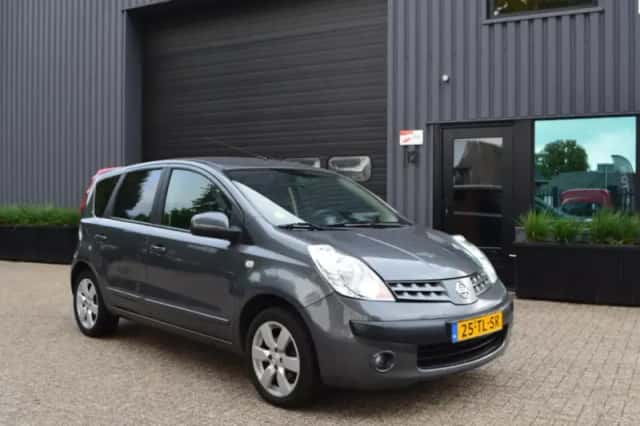 Nissan Note (2006) thumbnail 1