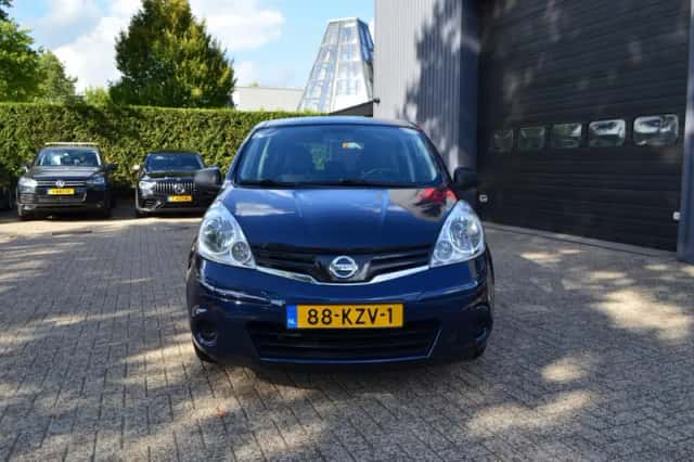 Nissan Note (2009) thumbnail 3