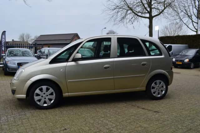 Opel Meriva (2007) thumbnail 4