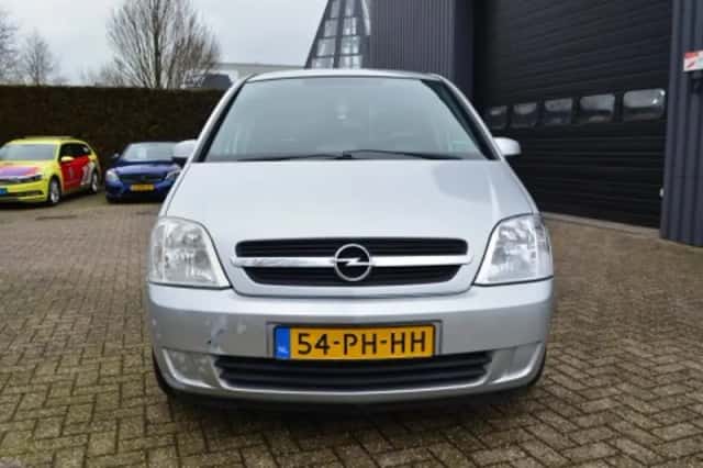 Opel Meriva (2004) thumbnail 3