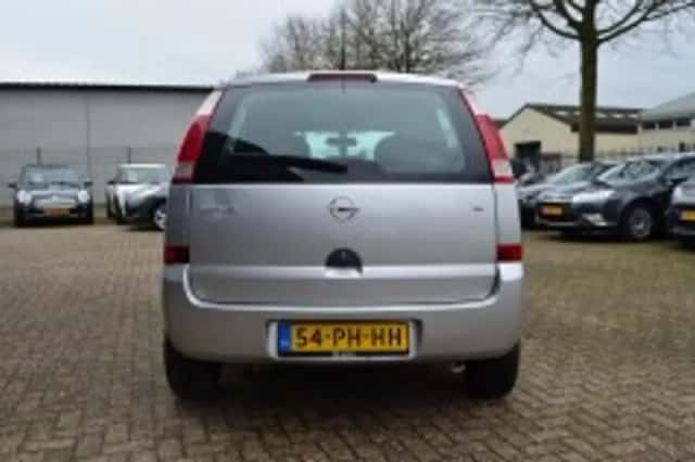 Opel Meriva (2004) thumbnail 5