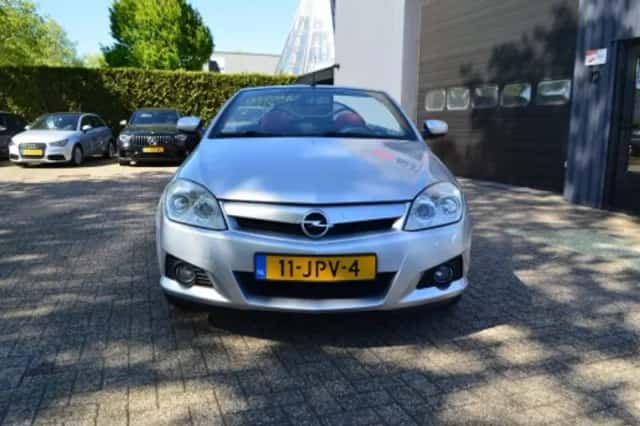 Opel Tigra (2009) thumbnail 3